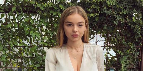 Sophie Mudds Bio: Age, Bra Size, Measurements, Height,。